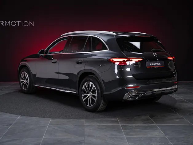 MERCEDES-BENZ GLC 200 Avantgarde 4matic / Rückfahrkamera / el.Sitze / Ambientebeleuchtung