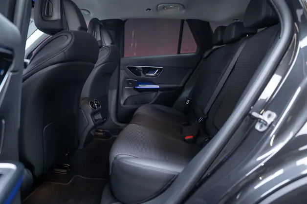 MERCEDES-BENZ GLC 200 Avantgarde 4matic / Rückfahrkamera / el.Sitze / Ambientebeleuchtung