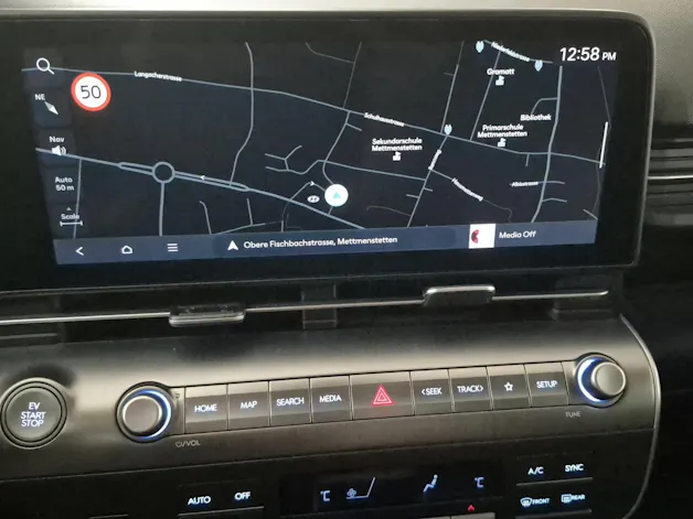 HYUNDAI Kona 65,4 kWh Electric Amplia