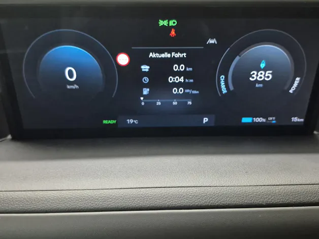HYUNDAI Staria Wagon 84 kWh Vertex