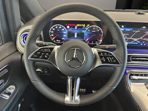 MERCEDES-BENZ V 300 d Exclusive L SWISS EDITION 4MATIC