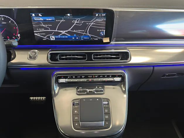 MERCEDES-BENZ V 300 d Exclusive L SWISS EDITION 4MATIC