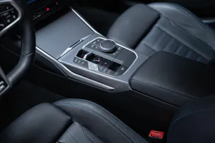 BMW 320d xDrive M Sport SAG / LCI / 360°Kamera / HeadUp / el.Sitze
