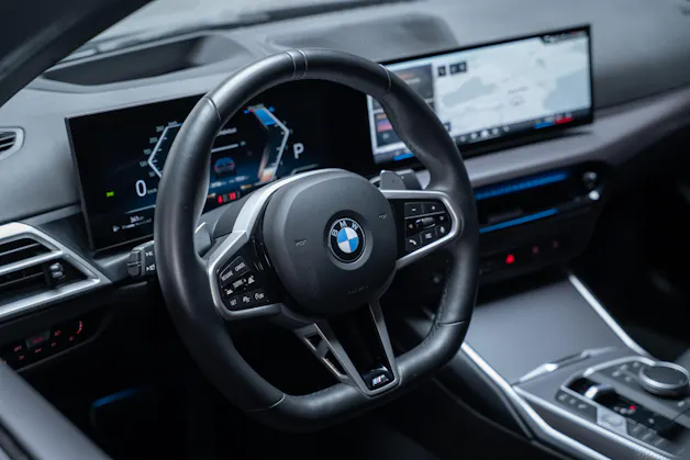 BMW 320d xDrive M Sport SAG / LCI / 360°Kamera / HeadUp / el.Sitze