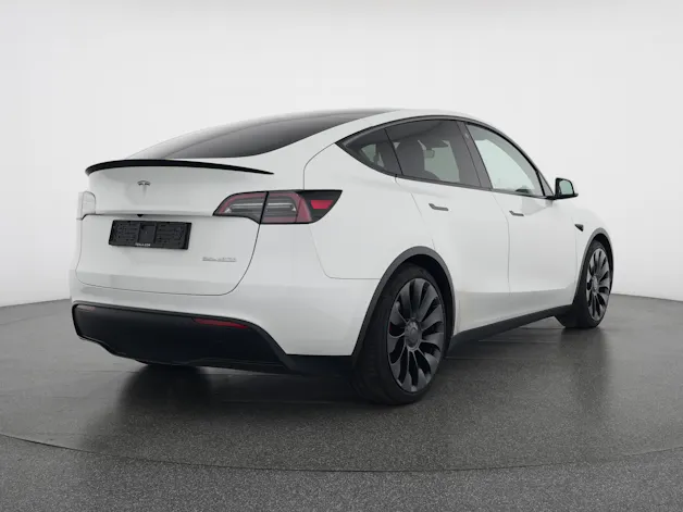Tesla Model Y Performance