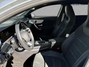 MERCEDES-BENZ A 220 4Matic 8G-DCT