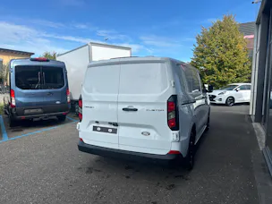 FORD Transit Custom Van 280 L1 2.0 EcoBl Trend/136CV/Aut.