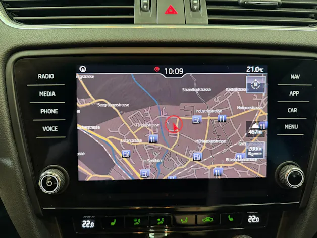 SKODA Octavia Combi 2.0 TDI Ambition DSG