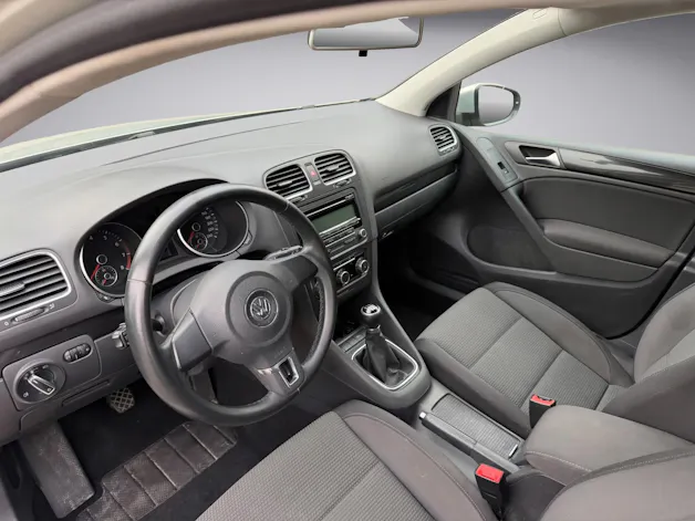 VW Golf 1.4 TSI Comfortline * MFK 04.2026 *