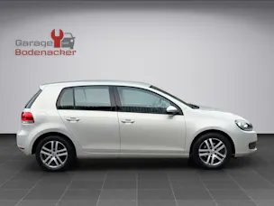 VW Golf 1.4 TSI Comfortline * MFK 04.2026 *