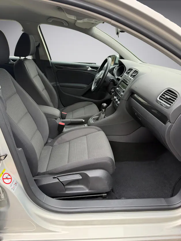 VW Golf 1.4 TSI Comfortline * MFK 04.2026 *