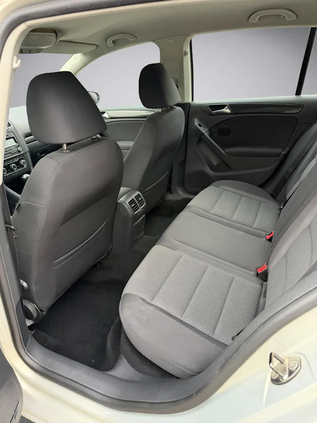 VW Golf 1.4 TSI Comfortline * MFK 04.2026 *