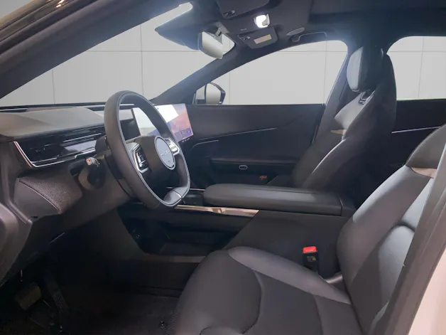 MAZDA CX-6e 68,8 kWh Takumi mit 21 Zoll - Räder