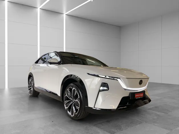 MAZDA CX-6e 68,8 kWh Takumi mit 21 Zoll - Räder