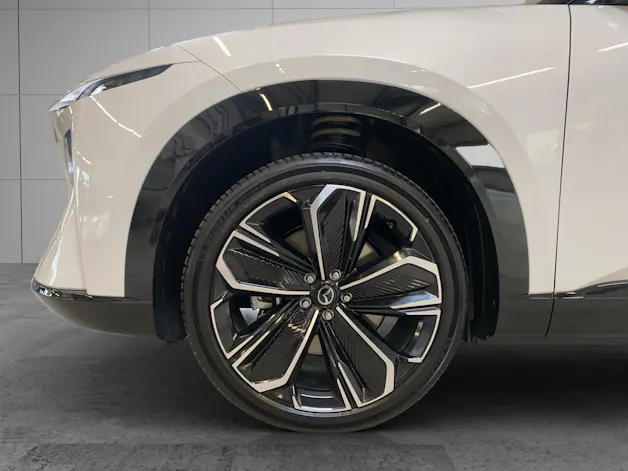 MAZDA CX-6e 68,8 kWh Takumi mit 21 Zoll - Räder