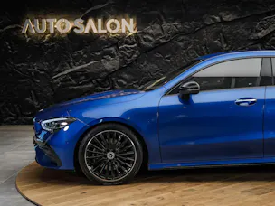 MERCEDES-BENZ CLA 200 d Coupe AMG Line Night Edition *Werksgarantie*Sitzheizung*