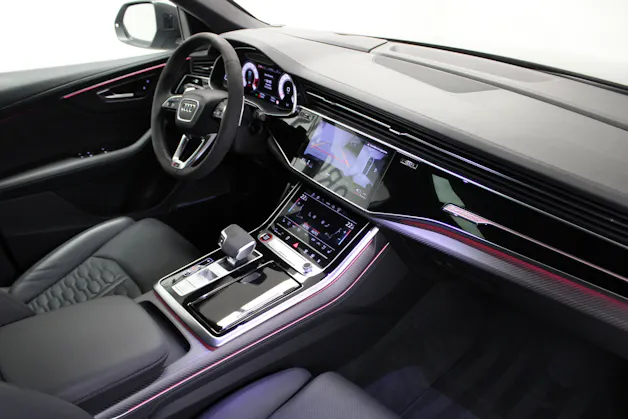 AUDI RSQ8 performance quattro