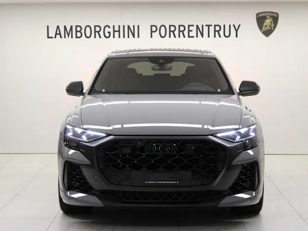 AUDI RSQ8 performance quattro