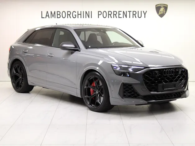 AUDI RSQ8 performance quattro