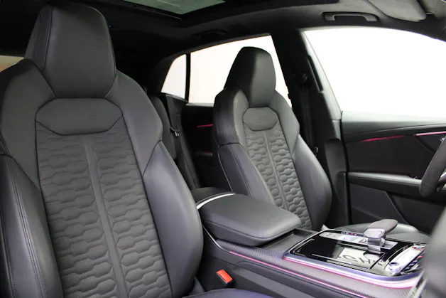 AUDI RSQ8 performance quattro