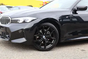 BMW 320d xDrive 48V Touring Steptronic M Sport * AHK *