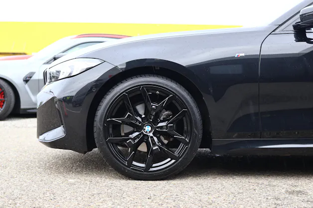 BMW 320d xDrive 48V Touring Steptronic M Sport * AHK *