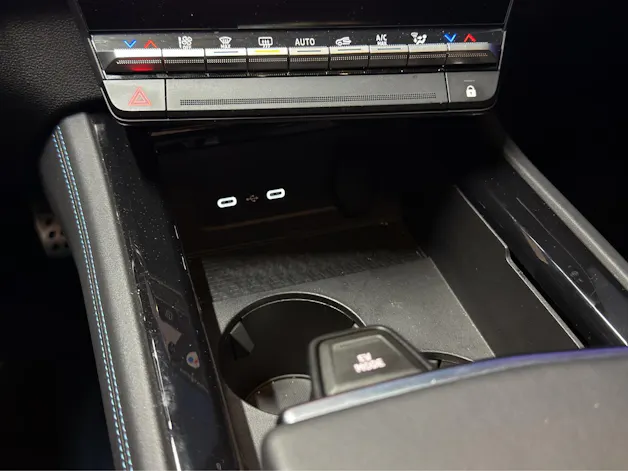 RENAULT Rafale 1.2 E-Tech Plug-in Hybrid 300 4x4 Esprit Alpine