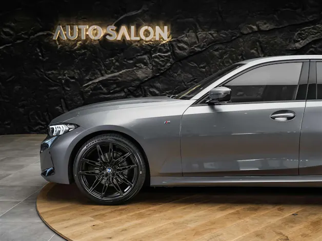 BMW 320i xDrive Steptronic M Sport Pro *Facelift*Werksgarantie*20" Felgen*Abstandsregler*