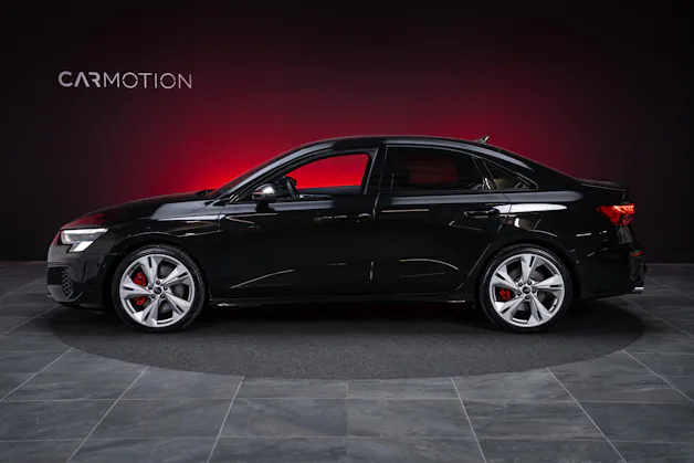 AUDI S3 Limousine 2.0 TFSI quattro S-Tronic / Sportsitze / Tempomat / Sitzheizung