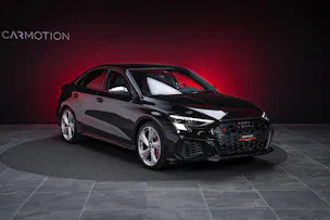 AUDI S3 Limousine 2.0 TFSI quattro S-Tronic / Sportsitze / Tempomat / Sitzheizung
