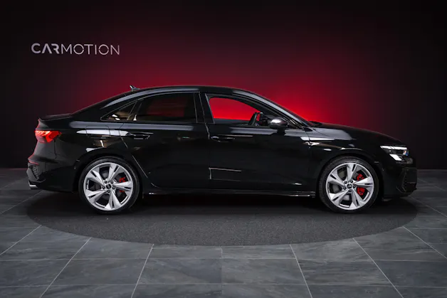 AUDI S3 Limousine 2.0 TFSI quattro S-Tronic / Sportsitze / Tempomat / Sitzheizung