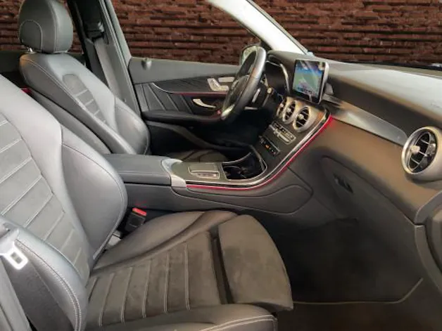 MERCEDES-BENZ GLC 220 d 4M 9G-Tronic