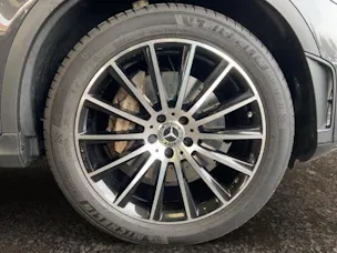 MERCEDES-BENZ GLC 220 d 4M 9G-Tronic
