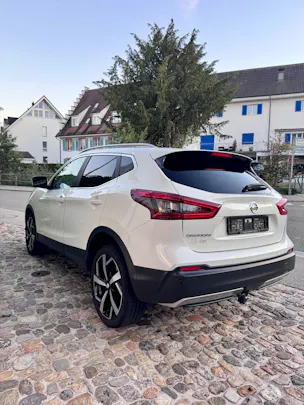 NISSAN Qashqai 1.3 DIG-T tekna DCT