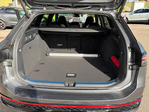 VW Passat Variant 2.0 TSI R-Line 4 Motion DSG