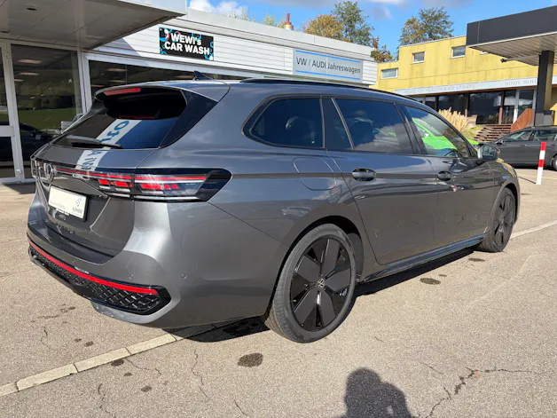 VW Passat Variant 2.0 TSI evo4 R-Line 4 Motion DSG