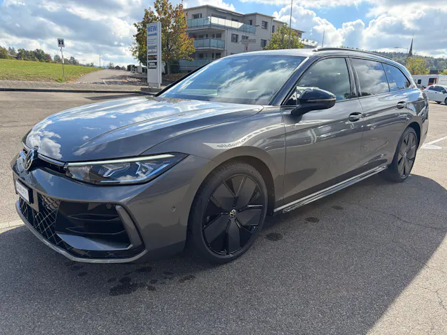 VW Passat Variant 2.0 TSI evo4 R-Line 4 Motion DSG