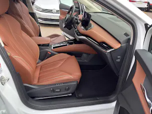 SKODA Enyaq iV 80x