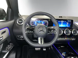 MERCEDES-BENZ GLA 250 4Matic 8G-DCT Swiss Star