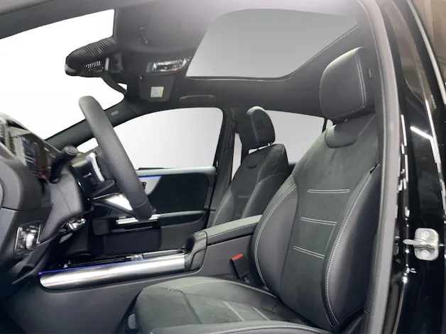 MERCEDES-BENZ GLA 250 4Matic 8G-DCT Swiss Star