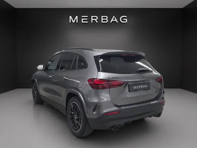 MERCEDES-BENZ GLA AMG 35 4Matic 8G-DCT