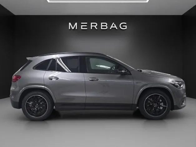 MERCEDES-BENZ GLA AMG 35 4Matic 8G-DCT