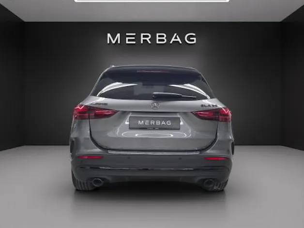 MERCEDES-BENZ GLA AMG 35 4Matic 8G-DCT