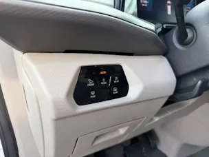 VW Multivan 2.0 TSI Liberty DSG Lang 7-Sitzplätze