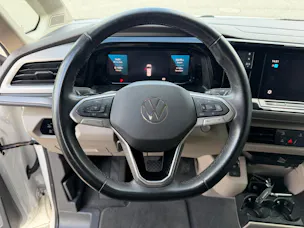 VW Multivan 2.0 TSI Liberty DSG Lang 7-Sitzplätze