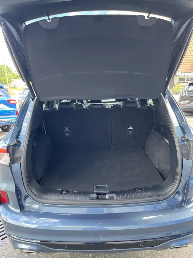 FORD Kuga 2.0 TDCi EcoBlue ST-Line X 4WD