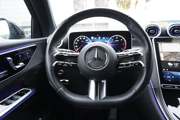 MERCEDES-BENZ GLC 220 d 4Matic 9G-Tronic AMG-LINE!!!