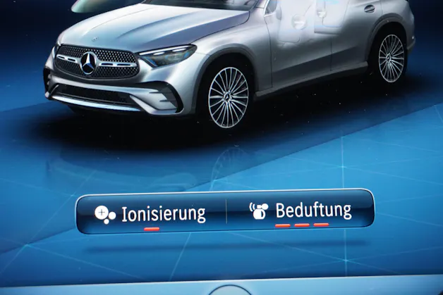 MERCEDES-BENZ GLC 220 d 4Matic 9G-Tronic AMG-LINE!!!