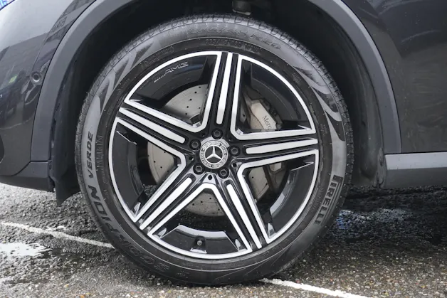 MERCEDES-BENZ GLC 220 d 4Matic 9G-Tronic AMG-LINE!!!