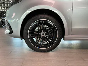 MERCEDES-BENZ V 300 d lang 4Matic Swiss Edition 9G-Tronic